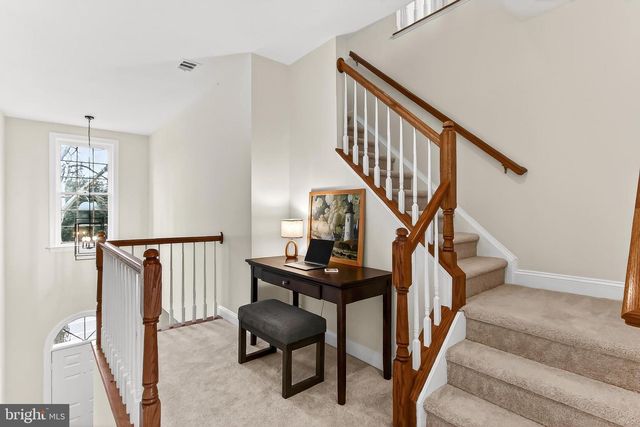 301 HILLWOOD AVE, Falls Church, VA 22046