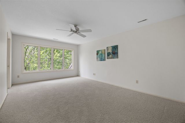 4181 Rose Bluff Circle NE, Iowa City, IA 52240