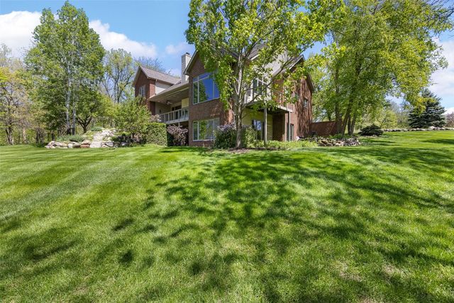 4181 Rose Bluff Circle NE, Iowa City, IA 52240