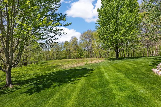 4181 Rose Bluff Circle NE, Iowa City, IA 52240