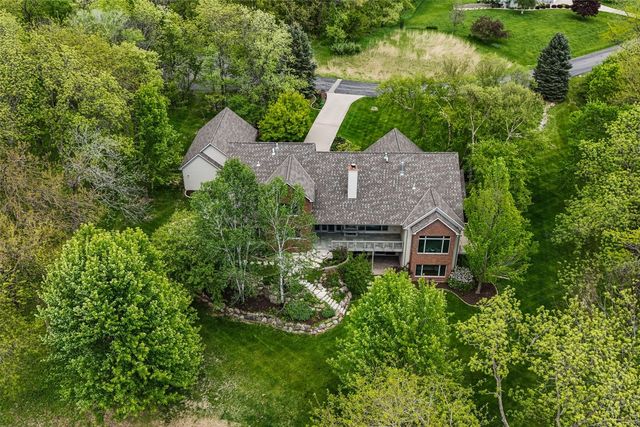 4181 Rose Bluff Circle NE, Iowa City, IA 52240