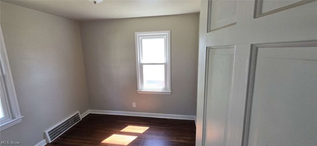 12605 Shady Oak Boulevard, Garfield Heights, OH 44125