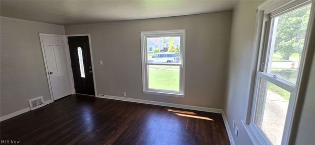 12605 Shady Oak Boulevard, Garfield Heights, OH 44125