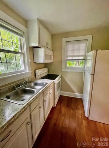 161 Union Street S, Concord, NC 28025