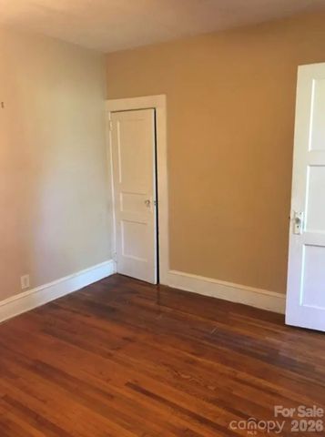 161 Union Street S, Concord, NC 28025