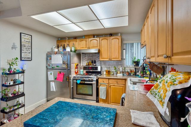 3500 Huntsman Dr, Sacramento, CA 95826