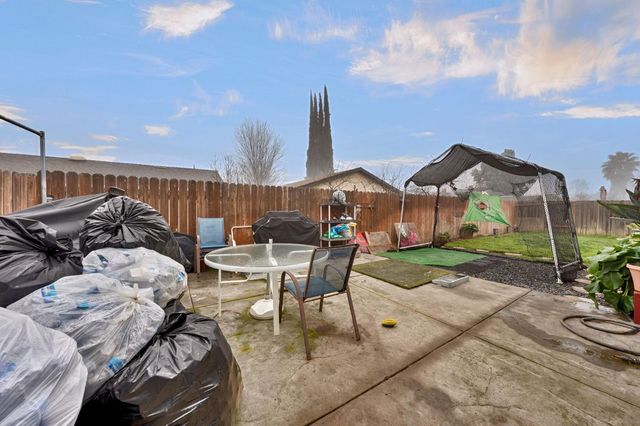 3500 Huntsman Dr, Sacramento, CA 95826