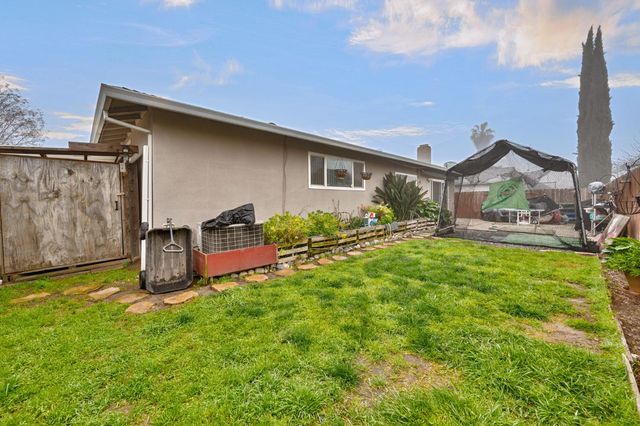 3500 Huntsman Dr, Sacramento, CA 95826