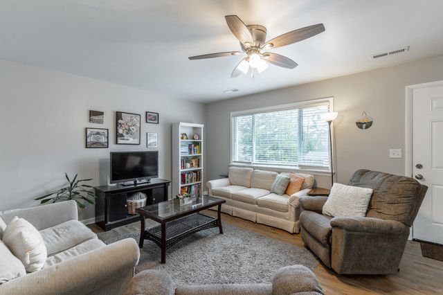 2410 Sunset Strip Street, Hixson, TN 37343