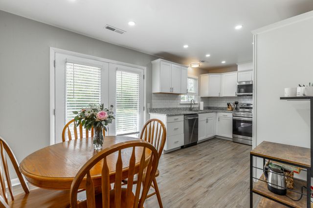 2410 Sunset Strip Street, Hixson, TN 37343