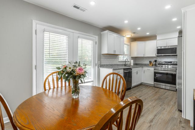 2410 Sunset Strip Street, Hixson, TN 37343