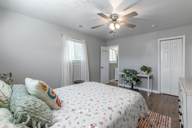 2410 Sunset Strip Street, Hixson, TN 37343