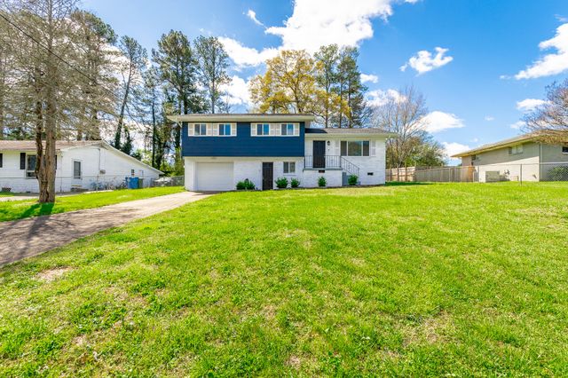 2410 Sunset Strip Street, Hixson, TN 37343