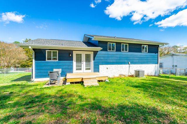 2410 Sunset Strip Street, Hixson, TN 37343