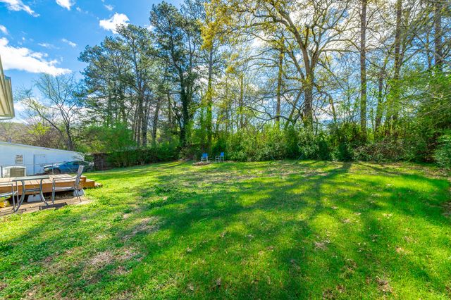 2410 Sunset Strip Street, Hixson, TN 37343