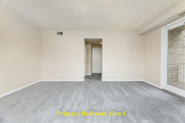 1715 Pavilion Way 307, Park Ridge, IL 60068