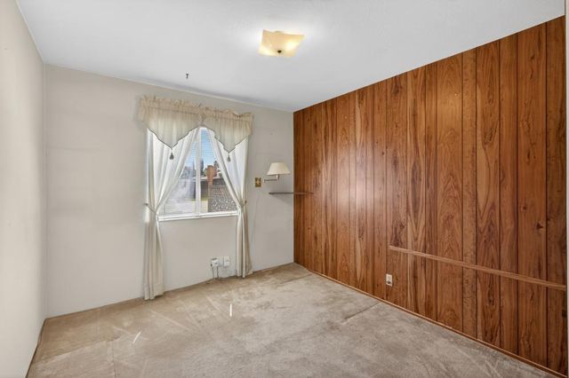 6717 Whitsett Dr, North Highlands, CA 95660