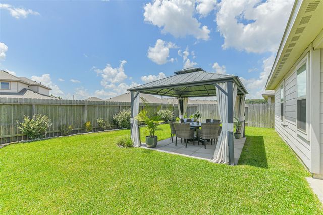 21214 Alder Oaks Drive, New Caney, TX 77357