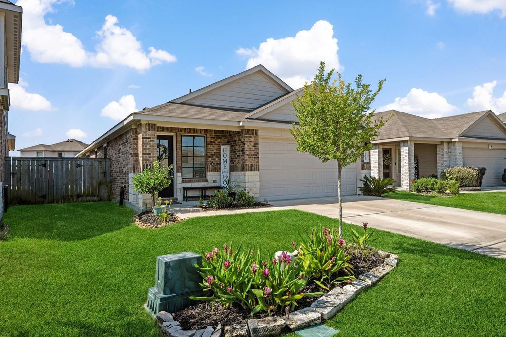 21214 Alder Oaks Drive, New Caney, TX 77357
