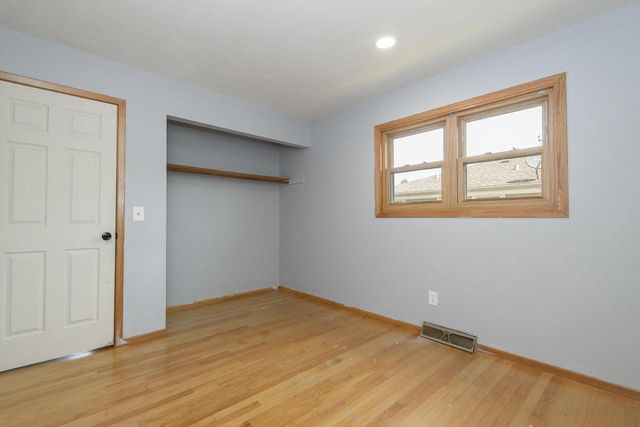 6727 Lone Elm DRIVE, Racine, WI 53402