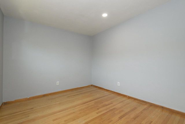 6727 Lone Elm DRIVE, Racine, WI 53402