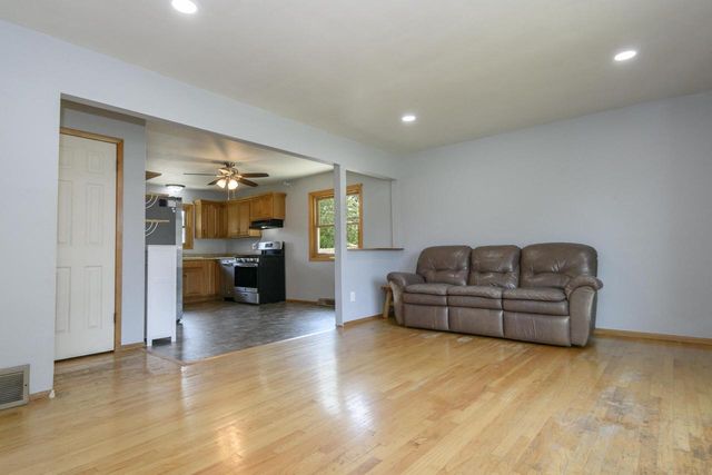6727 Lone Elm DRIVE, Racine, WI 53402