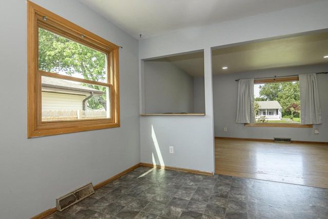 6727 Lone Elm DRIVE, Racine, WI 53402
