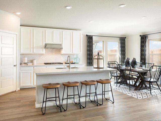 1513 CORINTH CRST, San Antonio, TX 78245