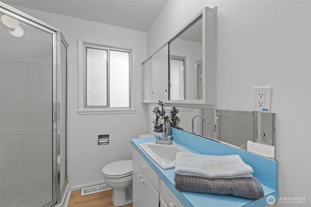 6120 Elaine Court, Bremerton, WA 98312