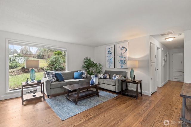 6120 Elaine Court, Bremerton, WA 98312