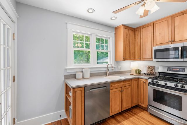3669 Stettinius Avenue, Cincinnati, OH 45208