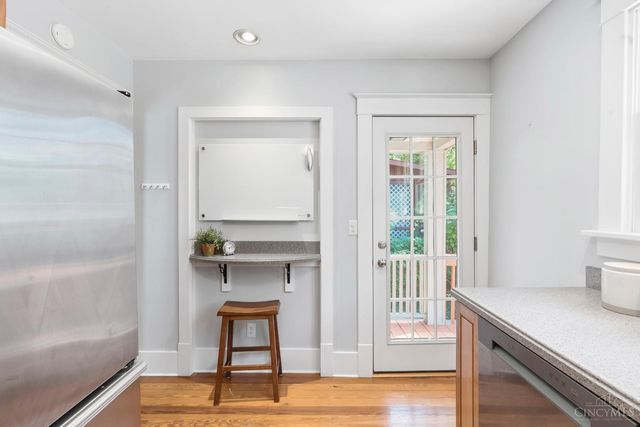 3669 Stettinius Avenue, Cincinnati, OH 45208