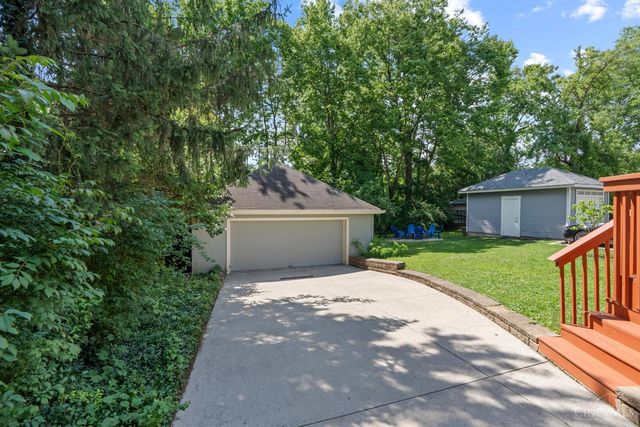 3669 Stettinius Avenue, Cincinnati, OH 45208