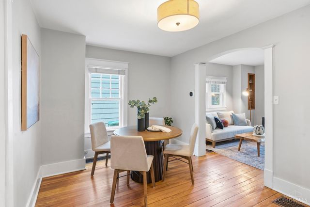 3669 Stettinius Avenue, Cincinnati, OH 45208