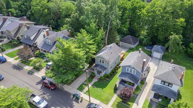 3669 Stettinius Avenue, Cincinnati, OH 45208