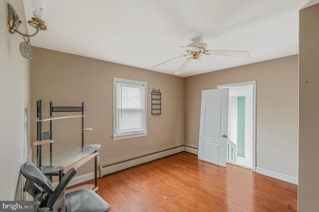 827 OLIVE ST, Roebling, NJ 08554