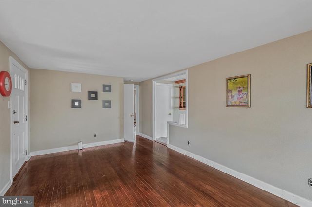 827 OLIVE ST, Roebling, NJ 08554