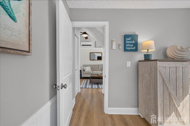 69 Spray Way, Lavallette, NJ 08735