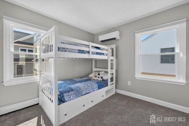 69 Spray Way, Lavallette, NJ 08735