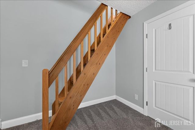 69 Spray Way, Lavallette, NJ 08735