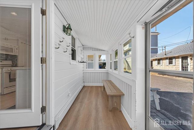 69 Spray Way, Lavallette, NJ 08735