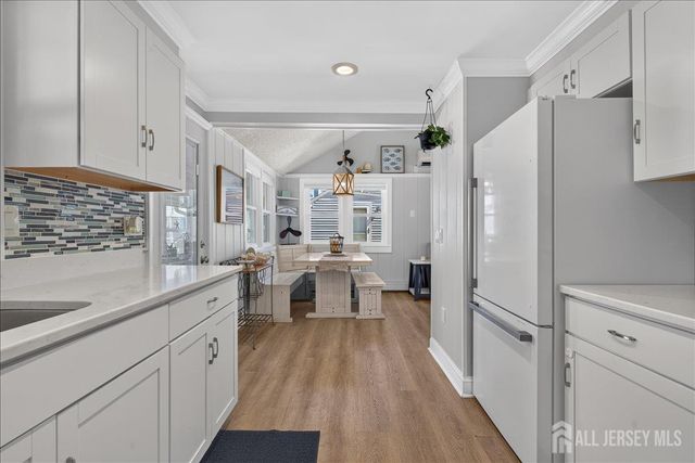 69 Spray Way, Lavallette, NJ 08735