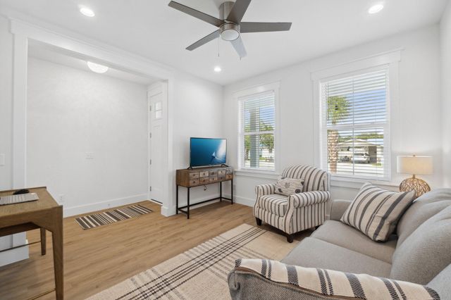 7403 Sunset Avenue, Panama City Beach, FL 32408