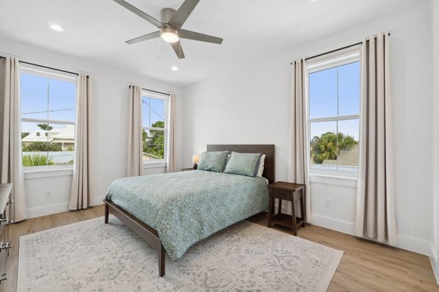 7403 Sunset Avenue, Panama City Beach, FL 32408