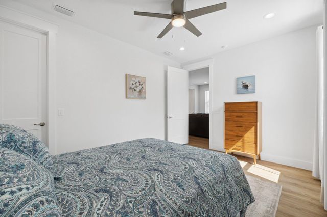 7403 Sunset Avenue, Panama City Beach, FL 32408