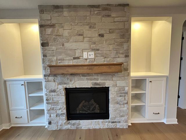 4048 Arbor Drive, Woodbury, MN 55129