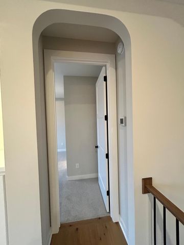 4048 Arbor Drive, Woodbury, MN 55129