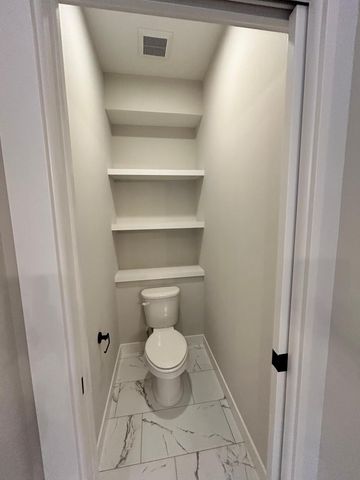 4048 Arbor Drive, Woodbury, MN 55129