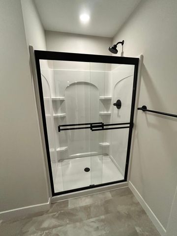 4048 Arbor Drive, Woodbury, MN 55129