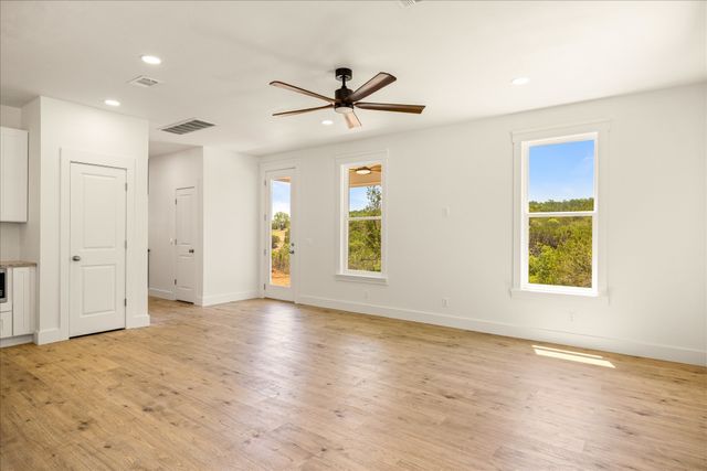 4470 Skyline Drive, Bluff Dale, TX 76433